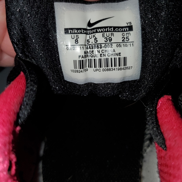 Women's Nike size 8 - Picture 5 of 5